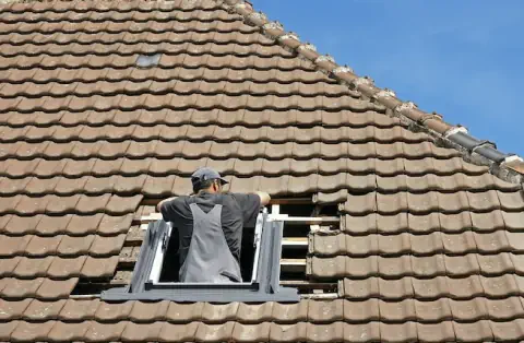 Pose de velux - Saint-André-d'Olérargues